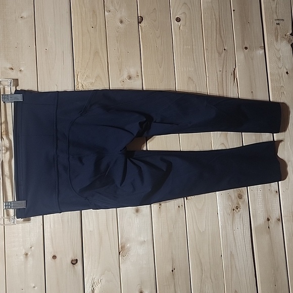 Lululemon Swift Speed Tights Size 4 inseam 12in - Picture 5 of 7